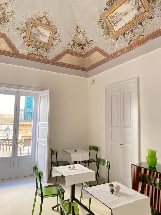 Palazzo Garibaldi - Luxury Suites Galatina Zewnętrze zdjęcie
