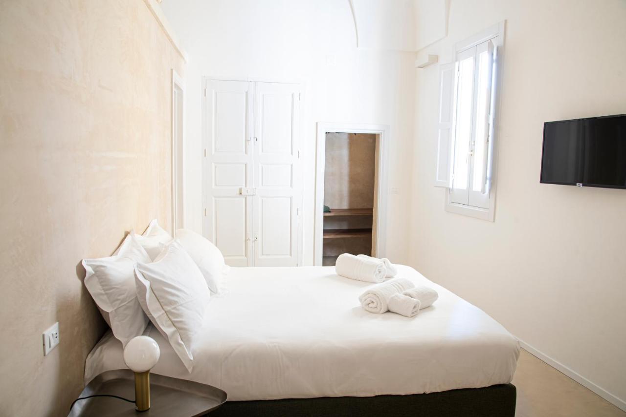Palazzo Garibaldi - Luxury Suites Galatina Zewnętrze zdjęcie