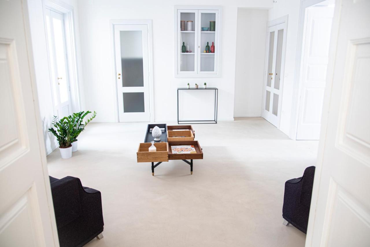 Palazzo Garibaldi - Luxury Suites Galatina Zewnętrze zdjęcie