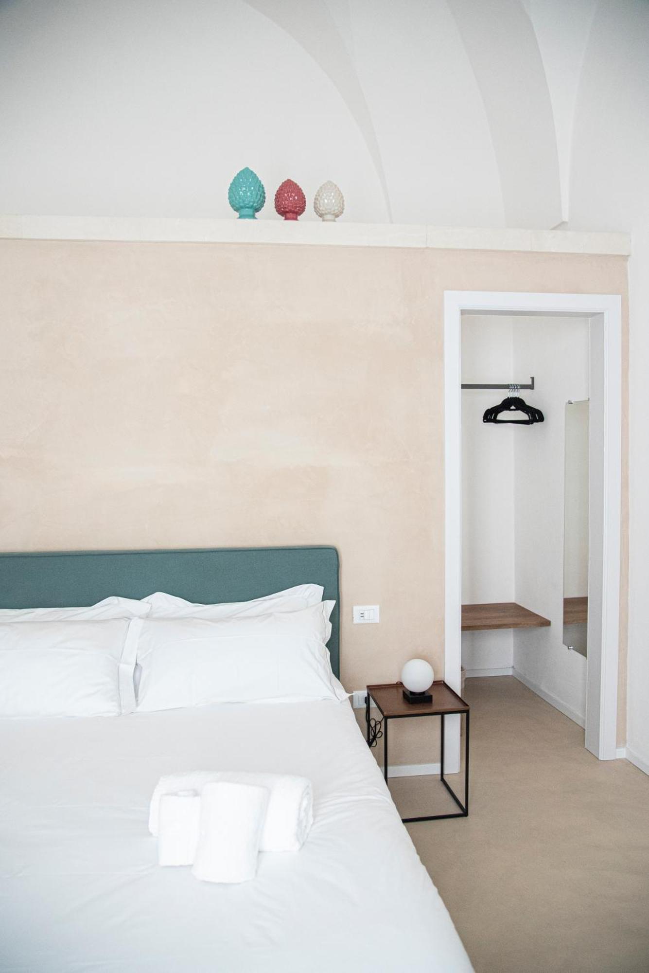 Palazzo Garibaldi - Luxury Suites Galatina Pokój zdjęcie